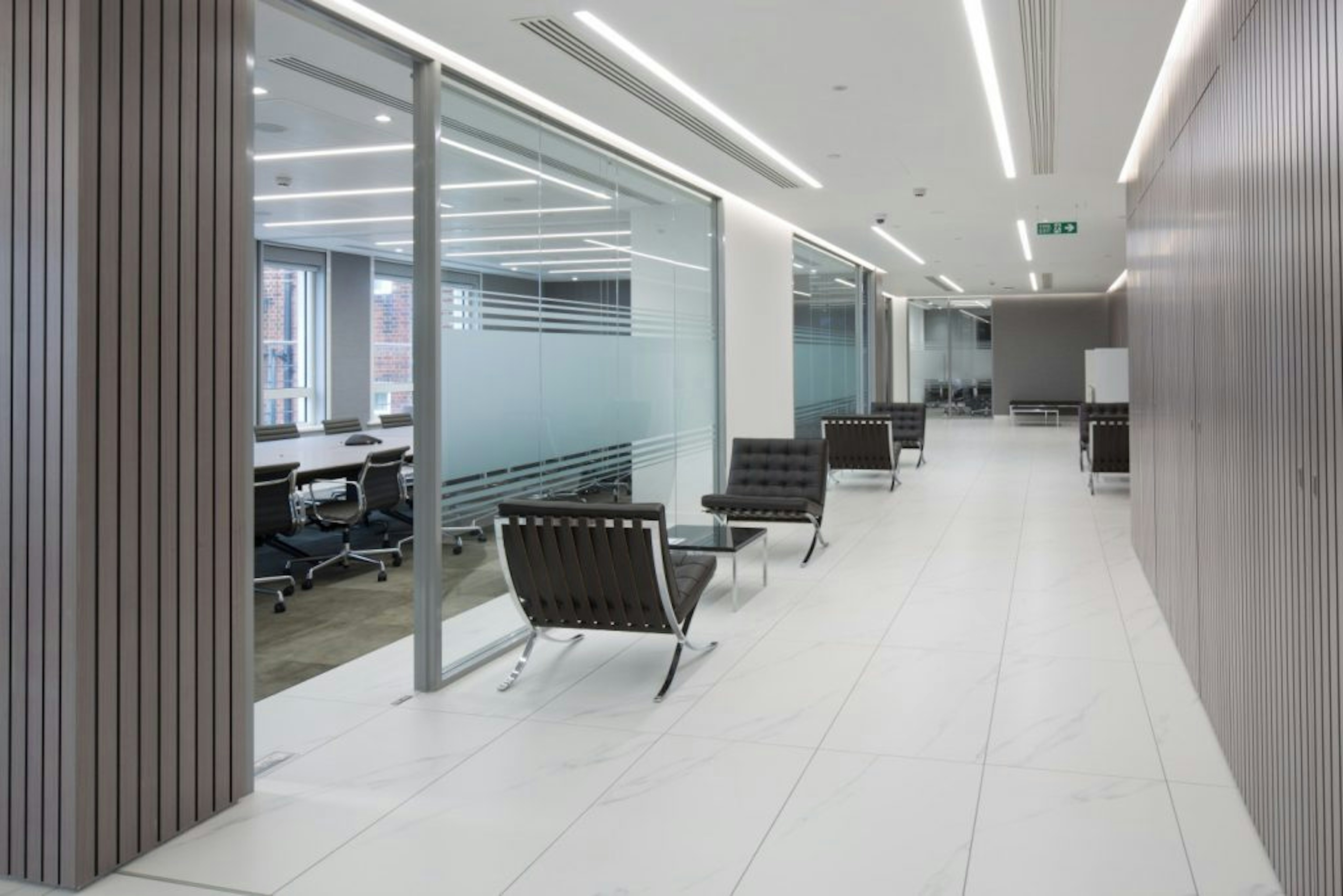 PTJ PArtners, Hallway