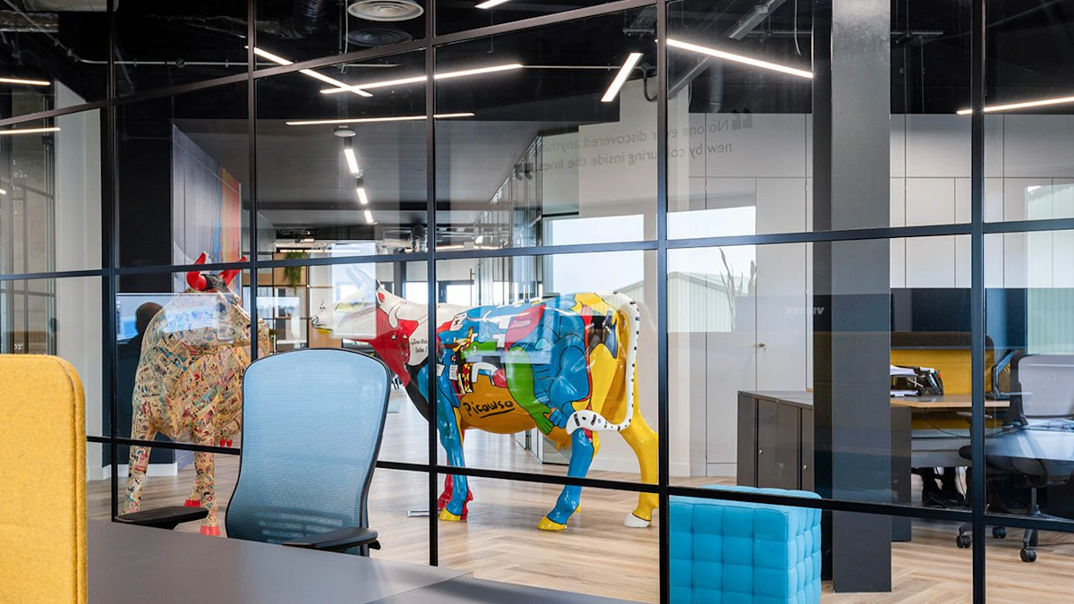 Designing Collaborative Workspaces - K2 Space