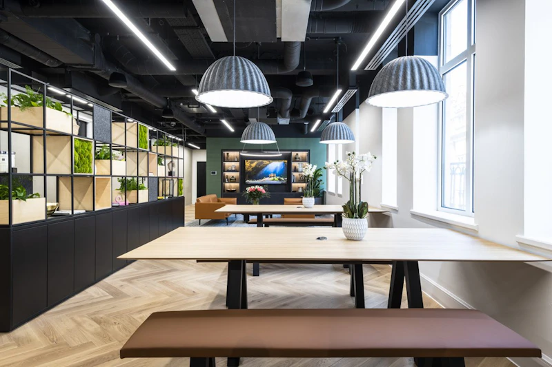 Accessible workspace with step-free routes and wide circulation at DTRE Mayfair by K2 Space