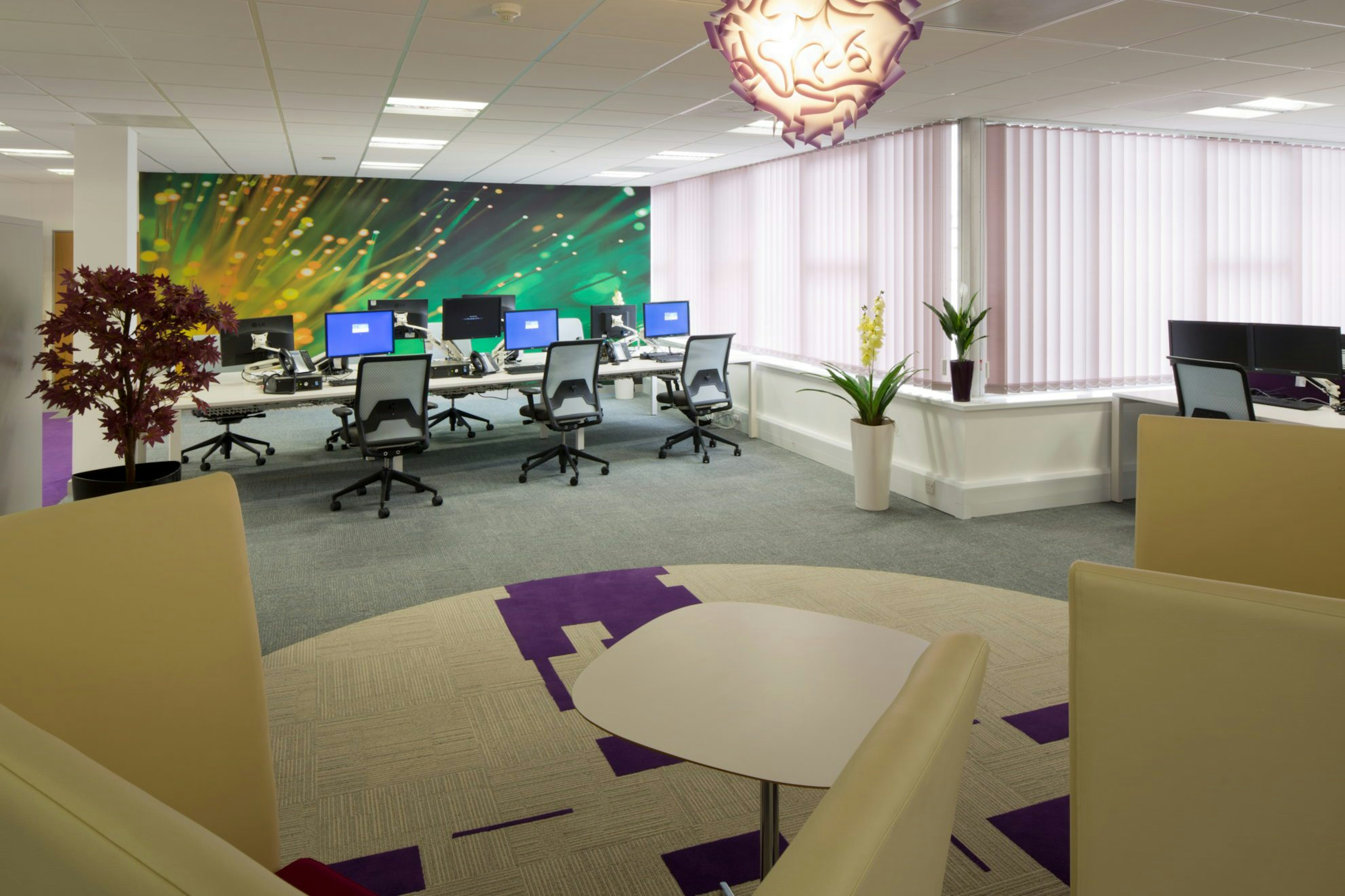 Breakout area for relaxation and collaboration