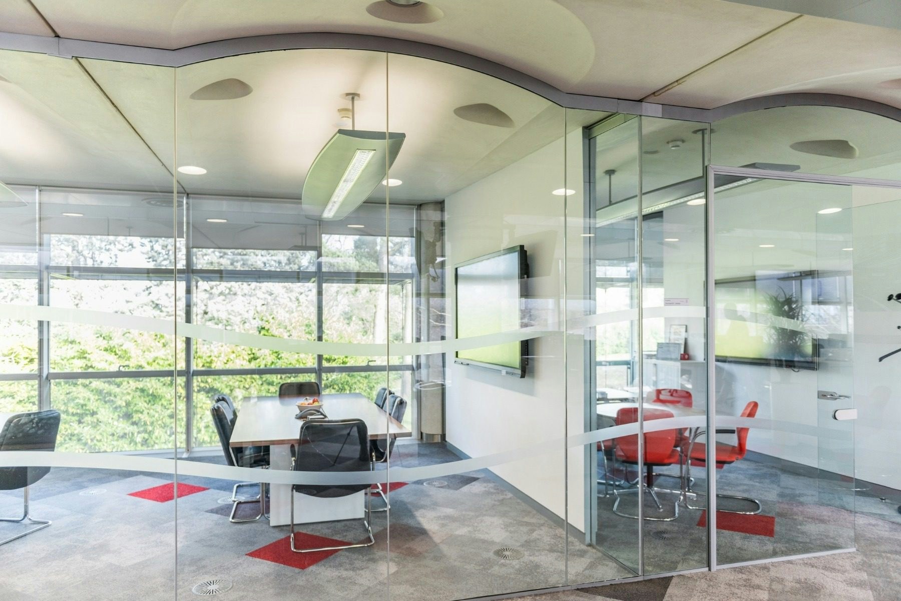 Office design & furniture