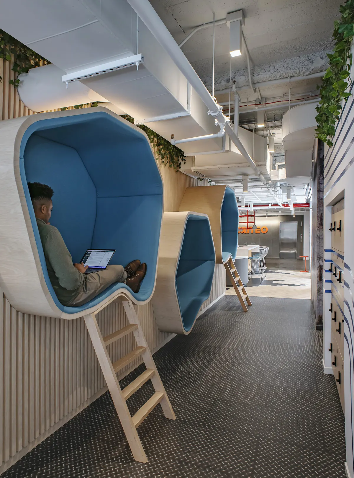 Treehouse Office Pods — Criteo, New York by K2 Space Elevated treehouse-style office pods making use of double-height ceiling at Criteo New York by K2 Space