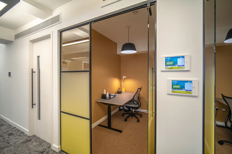 Smart Office Design 2025 - K2 Space