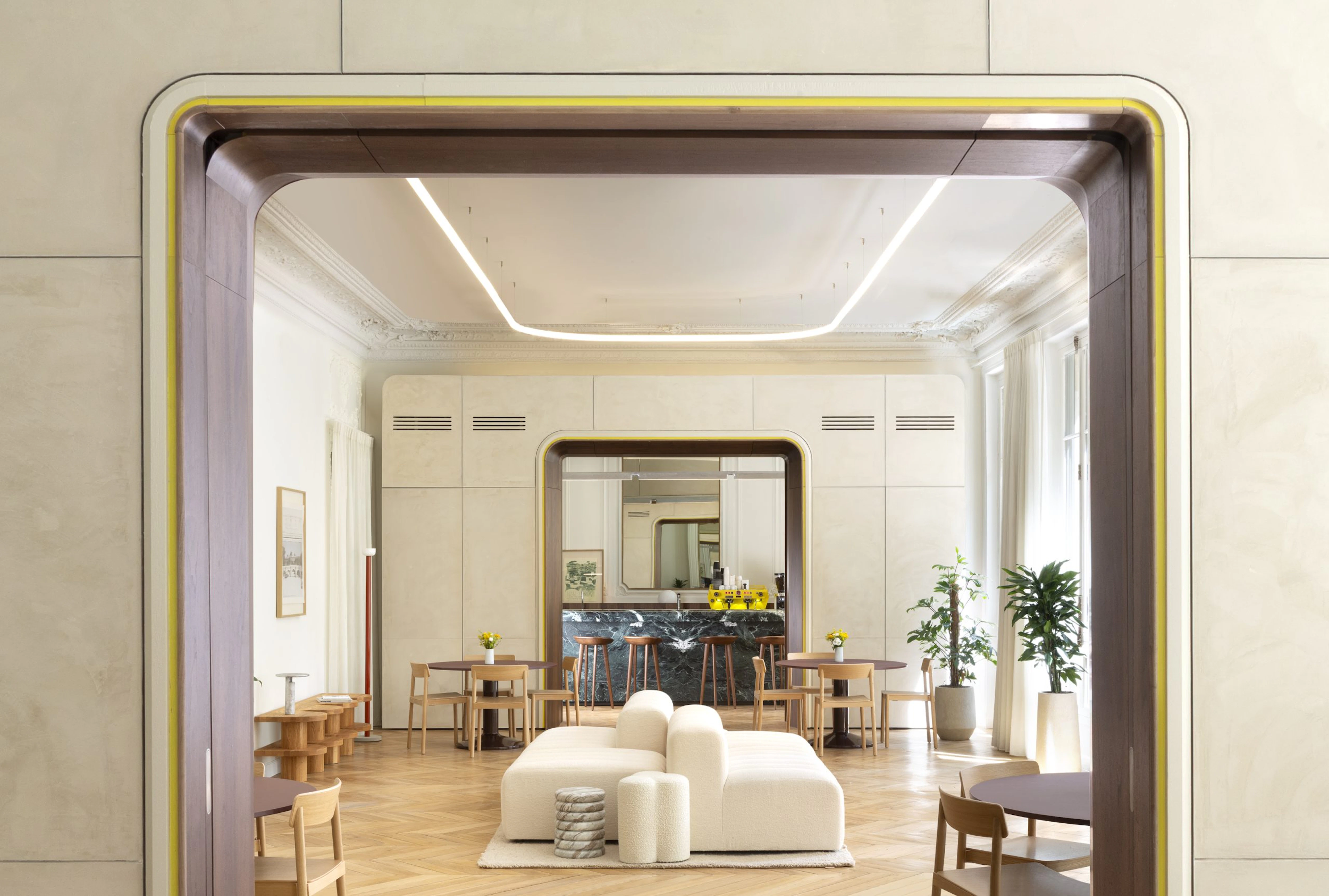 38_VE_Global_Tech_and_Media_Company_Project