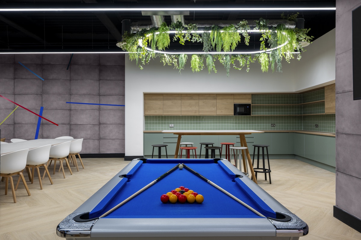 Dentsu_office_fit_out_small_17